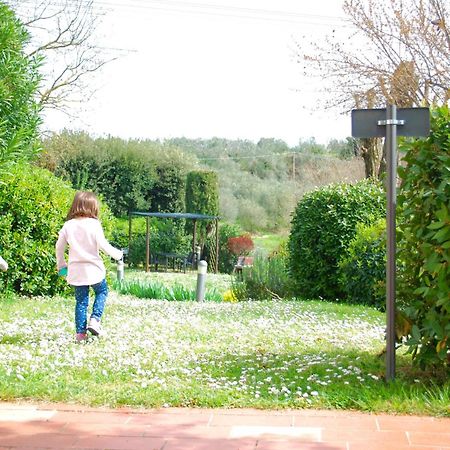 Borgo La Casaccia Apartment มอนตาโยเน ภายนอก รูปภาพ