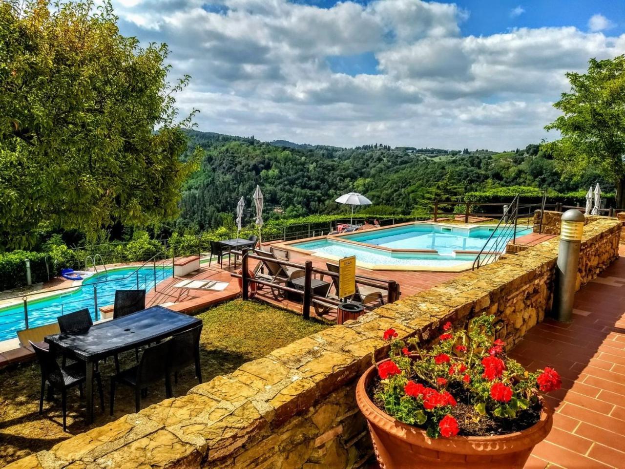 Borgo La Casaccia Apartment มอนตาโยเน ภายนอก รูปภาพ